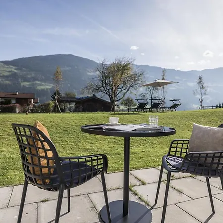 Max Ξενοδοχείο με διαμερίσματα