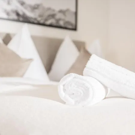 Max 3* 쉴리테르스